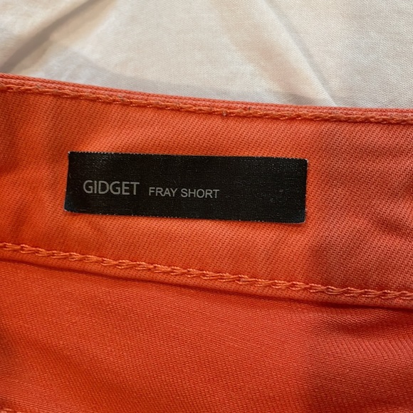 Kut From The Kloth Gidget fray hem short - Picture 5 of 7